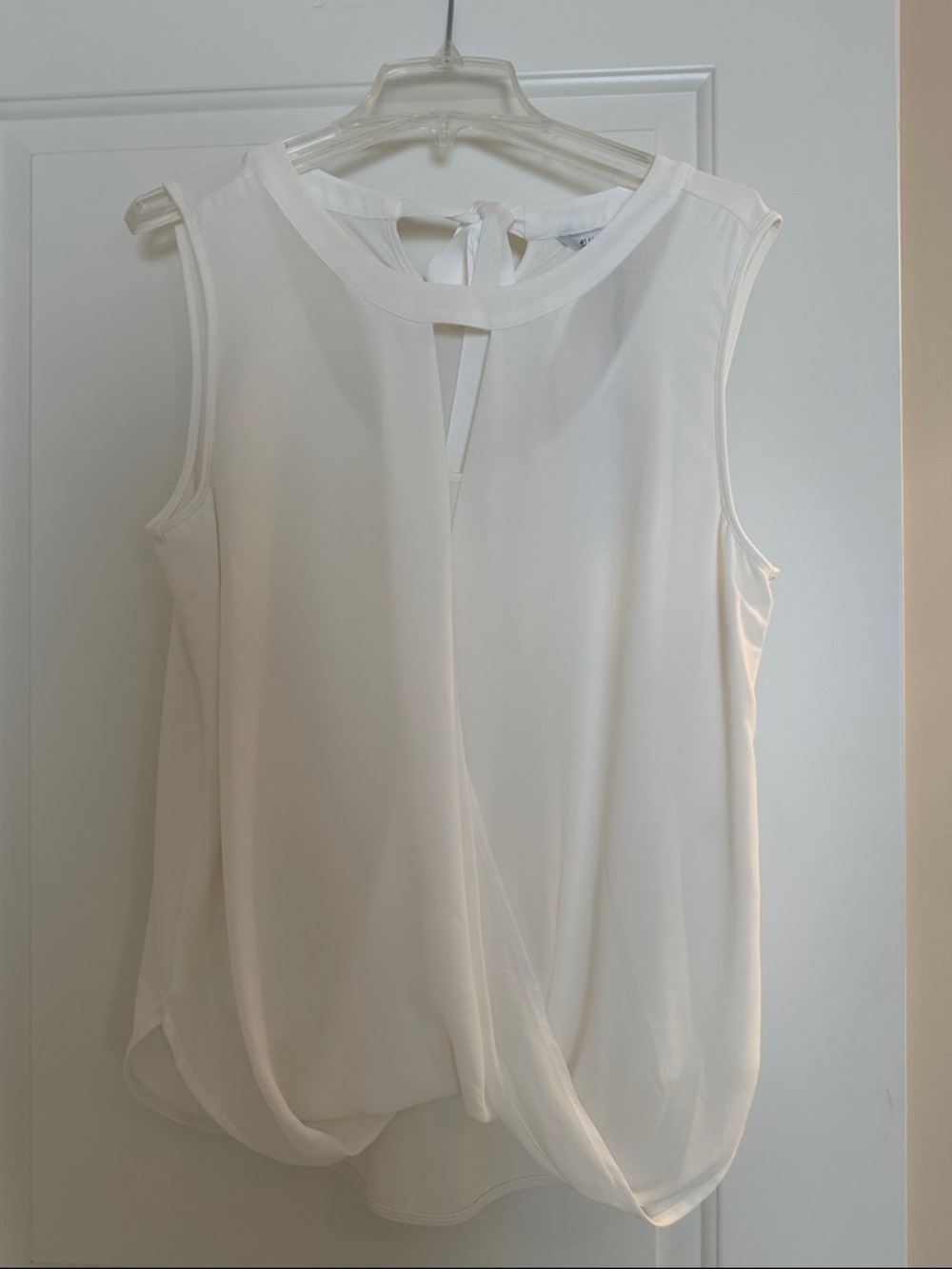 41 Hawthorn White Sleeveless Tie-Back Draped Camisole